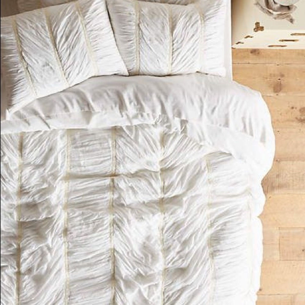 Anthropologie Bertilia Twin XL duvet cover